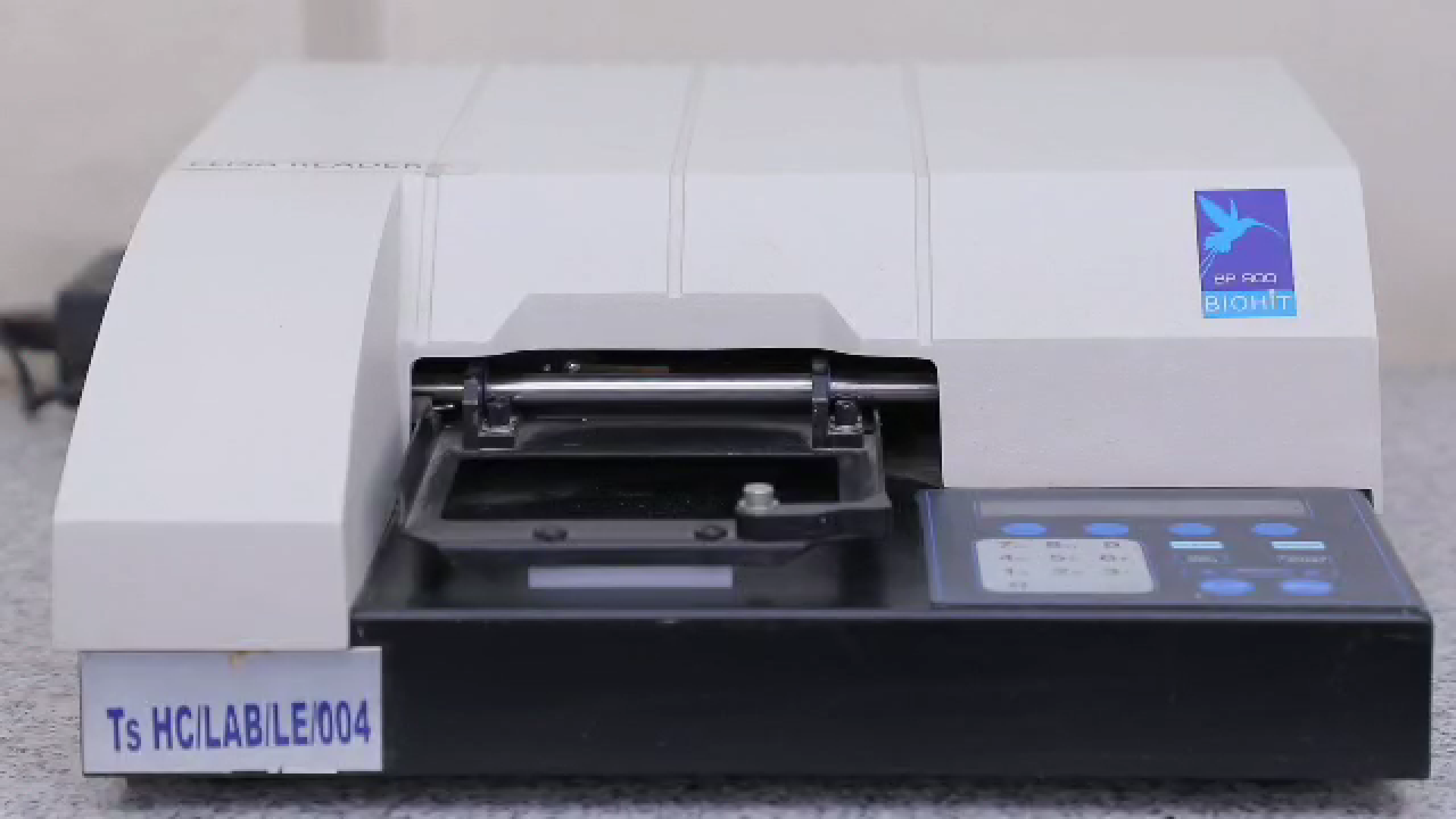 Tsigereda clinic ELISA machine